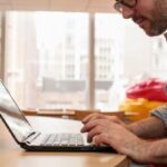 Covid: 50 νεκροί, 56 σε ΜΕΘ στο επταήμερο