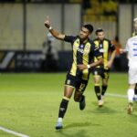 Νίκες για Λαύριο και Άρη Παναγιώτης Κουμάνταρος