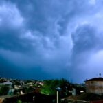 Άνω Λιόσια: Άγνωστοι πέταξαν χειροβομβίδες σε μονοκατοικία