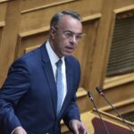 Ζ. Κωνσταντοπούλου: Μία ημέρα διορία να παραδώσουν τις έδρες τους οι Μ. Χουρδάκης και Αρ. Παπαϊωάννου