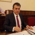 Διαζύγιο της Κηφισιάς με Αναστασίου Παναγιώτης Κουμάνταρος