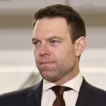 «Κιβωτός του Κόσμου»: Ποινική δίωξη για κακουργήματα στον πατέρα Αντώνιο και την Πρεσβυτέρα για τα οικονομικά της ΜΚΟ