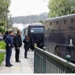 Στα Ψαρά ο Στέφανος Κασσελάκης – Τι του είπε ο γιατρός του νησιού