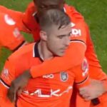 Οι φωτογραφίες που δημοσίευσε ο βρετανικός Guardian από την αφρικανική σκόνη που κάλυψε την Αθήνα