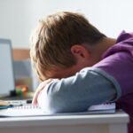 Ηλεία: Τι λέει ο ιερέας για την μαζική δηλητηρίαση σε εορταστικό τραπέζι – Ύποπτη η «προβατίνα»