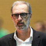 Τροχαίο στη Βούλα: Τον οδηγό μοτοσικλέτας που παρέσυρε και εγκατέλειψε την 72χρονη αναζητεί η ΕΛ.ΑΣ.