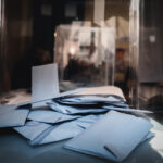 Ο Έλληνας στο Τορόντο που κέρδισε 70 εκατομμύρια στο Lotto Max και σκοπεύει να τα ξοδέψει μαζί με τη μεγάλη του οικογένεια