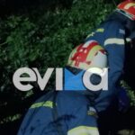 Ο Κυριάκος Μητσοτάκης παρακολούθησε την περιφορά του Επιταφίου στη Τήνο μαζί με την σύζυγό του Μαρέβα και την κόρη τους Σοφία