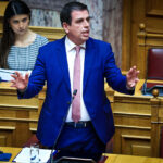 Τι απαντά ο Άδωνις Γεωργιάδης για την προτεραιότητα των VIP του Conference League στα νοσοκομεία