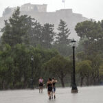 ΒoE: Κράτησε σταθερά τα επιτόκια στο 5,25% – Μήνυμα για μείωση τον Ιούνιο, η πρώτη από το 2020