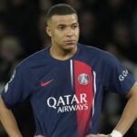 Ιωάννης Πλακιωτάκης από Σάμο: Προκλητική ενέργεια η μετατροπή της Μονής της Χώρας σε τζαμί