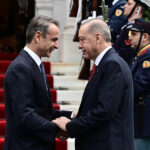 Το “πριμ” του Φάμπρεγας μετά την άνοδο της Κόμο στη Serie A: “Θέλετε να πάτε στην Ίμπιζα;”