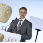 Σαν σήμερα 21 Μαΐου: Η Έλενα Παπαρίζου κερδίζει την πρώτη θέση στη Eurovision για το 2005 και μια θέση στις καρδιές μας για πάντα