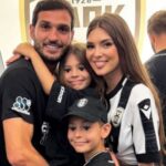 ΠΑΟΚ: Το ζεύγος Κοτάρσκι αγκαλιά με την κούπα