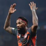 Τεν Χαχ: “Προπονώ πάνω από δέκα χρόνια, δεν έχω δει τόσα προβλήματα τραυματισμών”