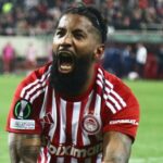 ΑΕΚ: Σύσσωμο το ποδοσφαιρικό τμήμα επισκέφτηκε το Μουσείο Ιστορίας της ομάδας