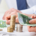 ΟΠΕΚΑ: 11 ήμερες δωρεάν διακοπές και ιαματικός τουρισμός – Υπερβαίνουν τους  125.000 οι δικαιούχοι των νέων προγραμμάτων