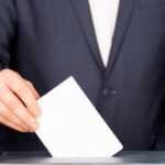 Ισπανία: Οι Σοσιαλιστές του Σάντσεθ επιδιώκουν τη νίκη στις περιφερειακές εκλογές στην Καταλονία