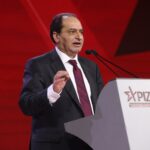 «Το πήρα αγκαλιά και δεν κουνιόταν» – Συντετριμμένη η μητέρα του βρέφους που πέθανε στη Θήβα