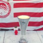 Τον οικονομολόγο από το Εκουαδόρ περιμένει το Χρηματιστήριο