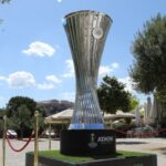 Σοκαριστική δήλωση Καρεμπέ: “Δύο μέλη της οικογένειάς μου δολοφονήθηκαν από πυροβολισμούς στο κεφάλι”