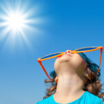 Υποχωρεί σιγά σιγά η αφρικανική σκόνη και έρχεται η «ψυχρή λίμνη» με μπόρες και πτώση της θερμοκρασίας