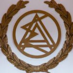 Euro 2024: Το σοκαριστικό VIDEO και η στιγμή που οι αστυνομικοί πυροβολούν τον άνδρα με το αιχμηρό αντικείμενο και τη μολότοφ