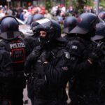 Πώς συνελήφθη ο γνωστός ποινικολόγος για ξυλοδαρμό της συζύγου του: Η μαρτυρία του γιατρού, ο νέος ποινικός κώδικας και η μήνυση της πρώην συζύγου