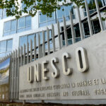 Ολυμπιακός: Το “καλό μήνα” των ερυθρόλευκων με τον Τζολάκη και την κούπα του Conference League