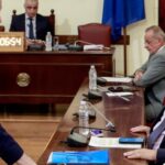 ΕΛ.ΑΣ.: Συλλήψεις ληστών που τραβούσαν βίαια αλυσίδες από το λαιμό ηλικιωμένων