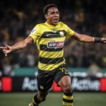 Γεμάτες οι παραλίες: Κερδίζει αυτή την ώρα το «κόμμα της ξαπλώστρας»