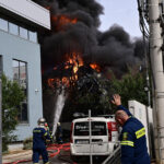 Φορτηγό στη Ρόδο έπεσε σε πλαγιά μετά από σύγκρουση με αυτοκίνητο