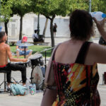 Ξηλώνουν αυθαίρετες κατασκευές σε παραλία της Ρόδου – Χατζηδάκης: Όσοι παρανομούν, θα μας βρουν απέναντι τους