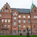 Χαλαρή συζήτηση του Μητσοτάκη με τους δημοσιογράφους και «κρυφή» πρόβλεψη για τις ευρωεκλογές