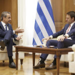 Εφορία: Ελεγκτικός κλοιός σε επιχειρήσεις και επαγγελματίες για PΟS – ταμειακές –  Για ποιους τελειώνει ο χρόνος για διασύνδεση των συστημάτων