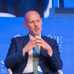 Φωτιά στην Μήλο: 112 για απομάκρυνση από την παραλία Τσιγκράδο