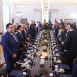 Τα πρωτοσέλιδα των εφημερίδων την Κυριακή