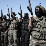 Η Χάρις εξασφάλισε τη στήριξη για το χρίσμα των Δημοκρατικών – «Αρπακτικό» και «απατεώνας» ο Τραμπ