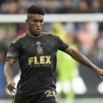 Ο Βασίλης Φωτιάς σφυρίζει τον τελικό του Euro U19