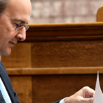 Χατζηδάκης για Κύπρο: Δεν ξεχνώ και εγώ, όπως όλοι οι Έλληνες