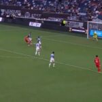 Αναχωρούν κατά κύματα οι αδειούχοι του Ιουλίου – Αυξημένη η επιβατική κίνηση στο λιμάνι του Πειραιά