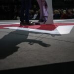 Υπό μερικό έλεγχο η πυρκαγιά στα Καλύβια Θορικού