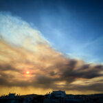 Μπαλκόνι κατέρρευσε πάνω σε παρκαρισμένα αυτοκίνητα στο Ναύπλιο