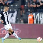 Φωτιά στον Ασπρόπυργο: Τέταρτος πυροσβέστης στο νοσοκομείο με αναπνευστικά προβλήματα