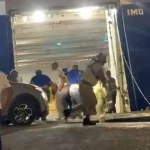 Σύγκρουση λεωφορείου με δύο αυτοκίνητα στην εθνική οδό Αθηνών Κορίνθου – Μεγάλες καθυστερήσεις στο ρεύμα προς Αθήνα