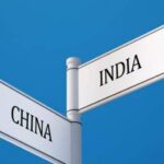 Φωτιά στον Βαρνάβα: Έσπασε σε δύο μέτωπα, «τρέχει» προς Σταμάτα – Αγωνιώδεις απεγκλωβισμοί