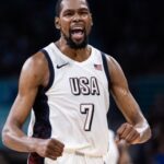 Κόλαση φωτιάς στην Αττική: Με κουβάδες και λάστιχα η μάχη σε Βριλήσσια, Πεντέλη – Κάηκαν επιχειρήσεις, πυροσβεστικά οχήματα (βίντεο)