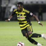 Αστυνομικός στη Ρόδο σκαρφάλωσε σε μπαλκόνι και έσωσε 78χρονη που είχε σπάσει το ισχίο της και καλούσε σε βοήθεια