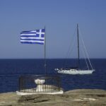 Η Κάμαλα Χάρις αποδέχεται το χρίσμα των Δημοκρατικών: «Στο όνομα όλων των Αμερικανών»