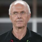 Νάπολι: Χαμός στην άφιξη του Λουκάκου, σήκωσε δημοσιογράφους που έπεσαν